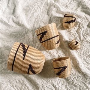 Tutsi nesting baskets